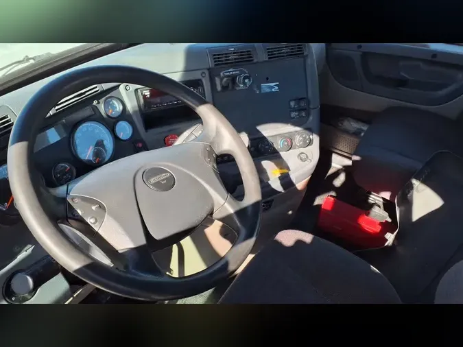 2020 FREIGHTLINER/MERCEDES CASCADIA 125