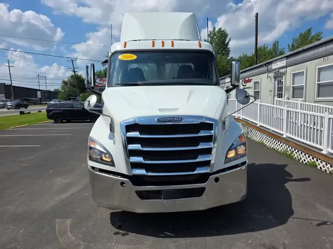 2020 FREIGHTLINER/MERCEDES NEW CASCADIA 1160688f5163f58e96728a76287190cd0c2
