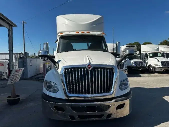 2020 NAVISTAR INTERNATIONAL LT625 DAYCAB T/A068a85b755e34d0170150b24d7e55719