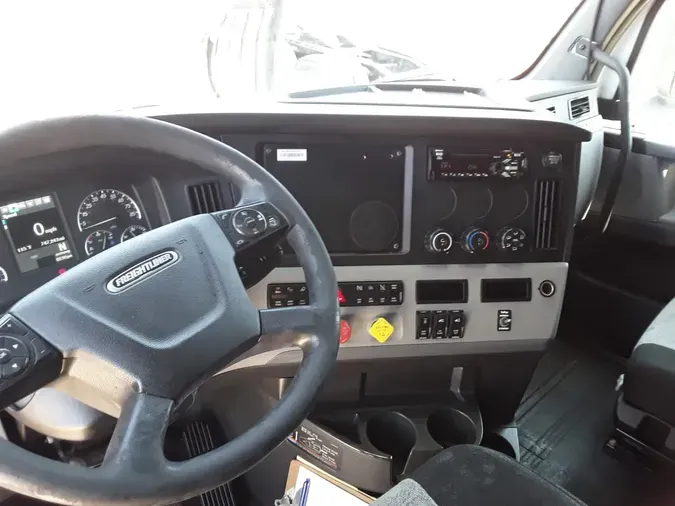 2018 FREIGHTLINER CASCADIA