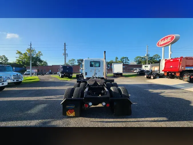 2020 Peterbilt 567