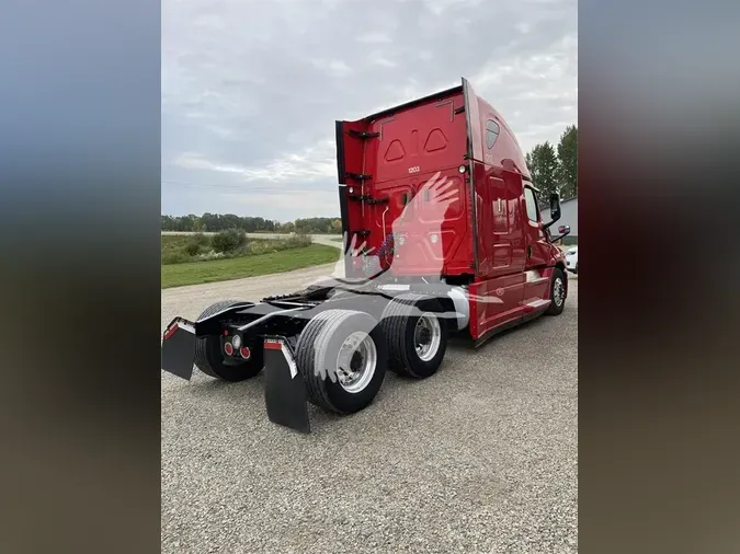 2018 FREIGHTLINER CASCADIA 126