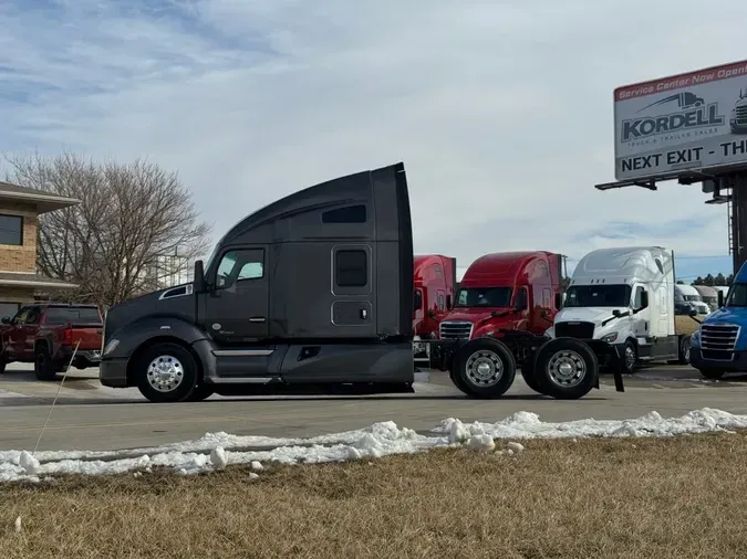 2019 KENWORTH T680