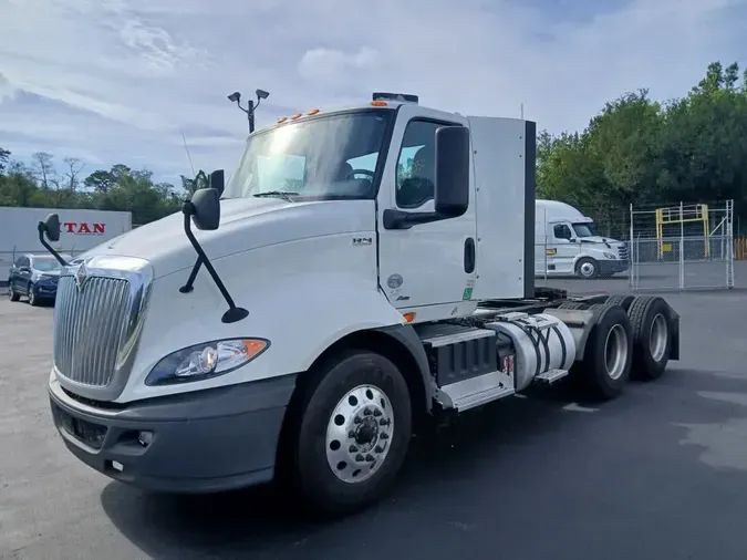 2020 NAVISTAR INTERNATIONAL RH613 DAYCAB T/A
