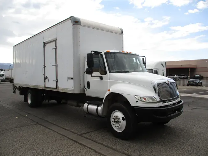 2016 NAVISTAR INTERNATIONAL 4300