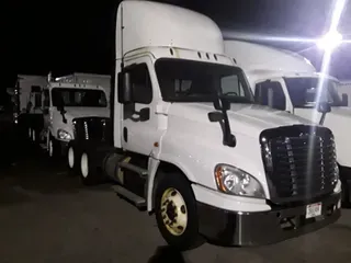 2017 FREIGHTLINER/MERCEDES CASCADIA 125