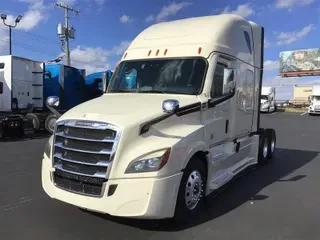 2020 FREIGHTLINER CA126