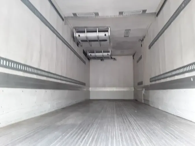 2018 FREIGHTLINER M2 106