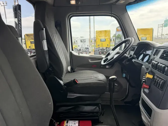 2020 Peterbilt 579069bba44c42bca1ec40a6addf13b3da6