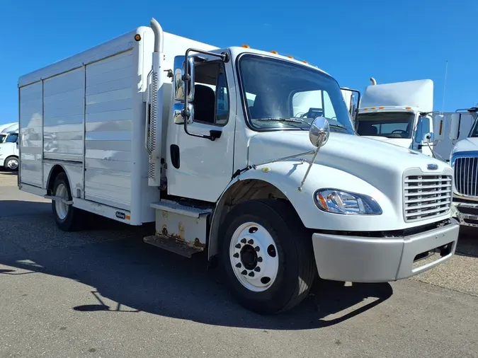 2016 FREIGHTLINER/MERCEDES M2 106