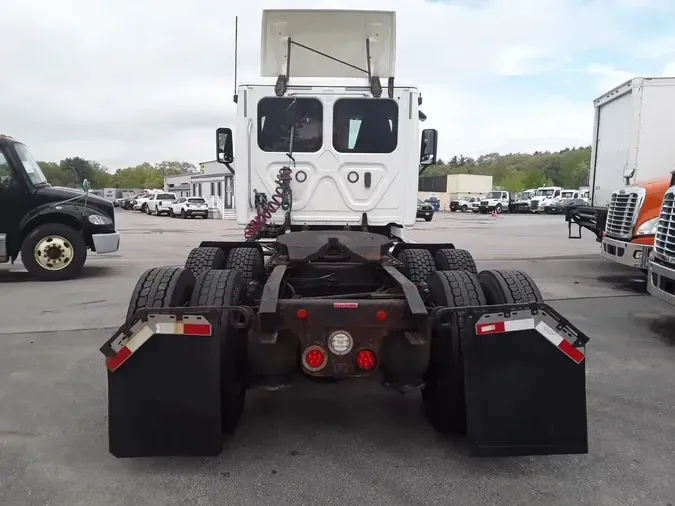 2019 FREIGHTLINER CASCADIA 125