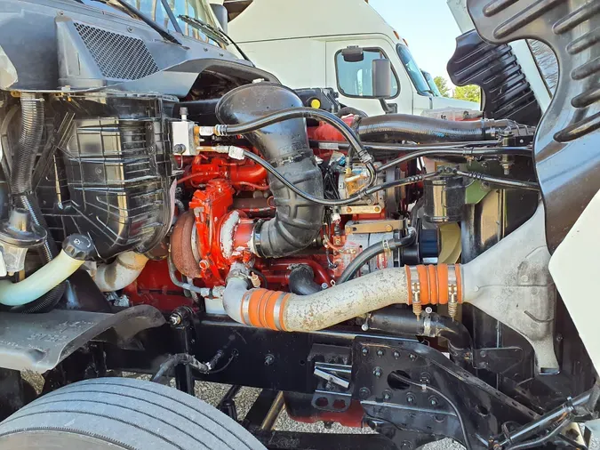 2017 FREIGHTLINER/MERCEDES CASCADIA 125