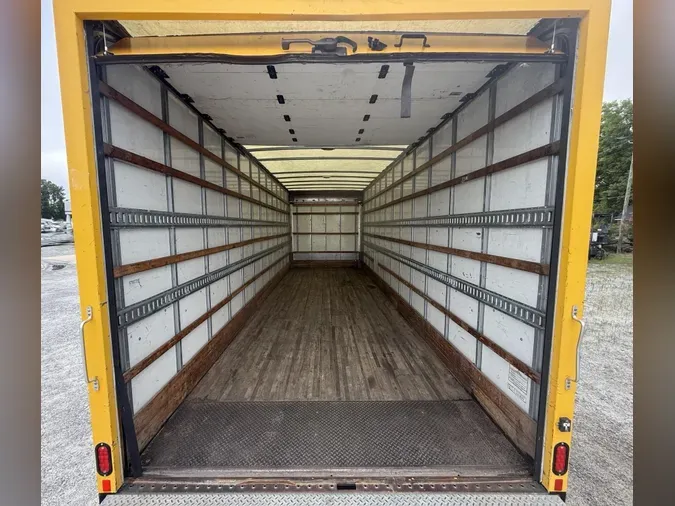 2019 International 4300