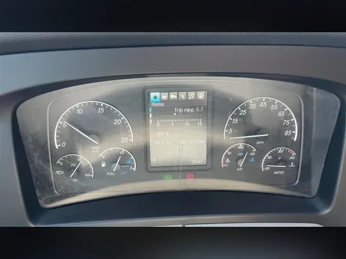 2021 FREIGHTLINER CA126