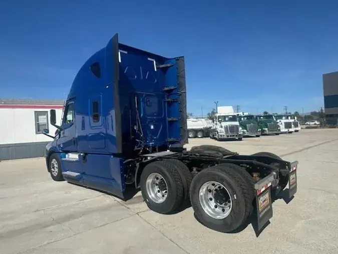 2022 Freightliner Cascadia06a54a99cd945dadc2ff4510e0ee66cf