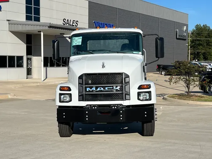 2025 MACK MD64