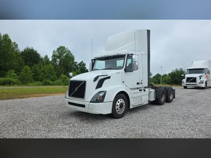 2018 Volvo VNL300