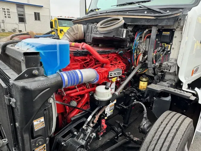 2022 Peterbilt 579