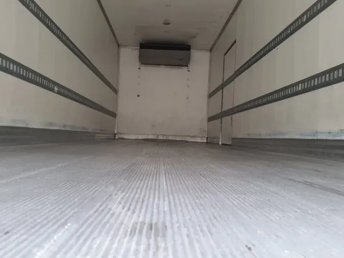 2019 FREIGHTLINER/MERCEDES M2 106