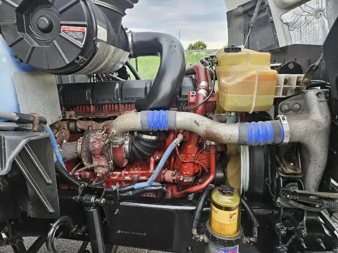2018 MACK CXU613