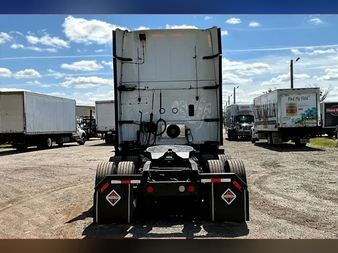2021 INT LT625 6x4