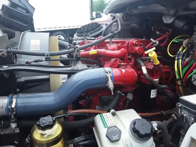 2018 FREIGHTLINER M2 106