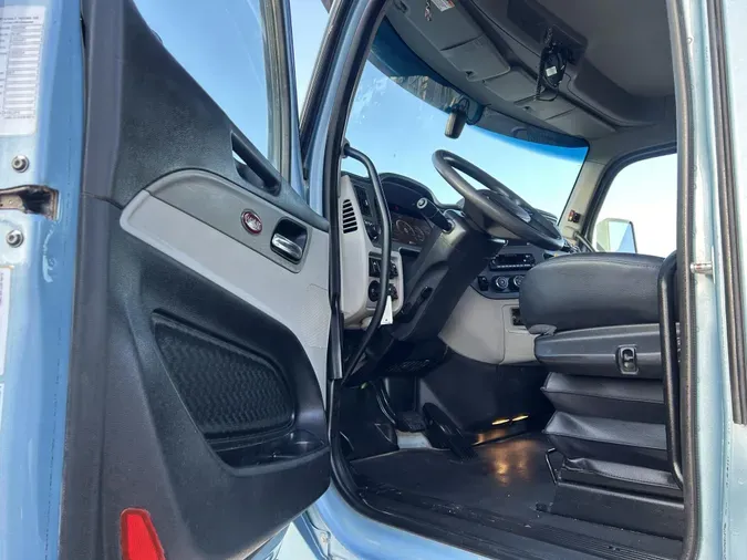 2022 Peterbilt 567