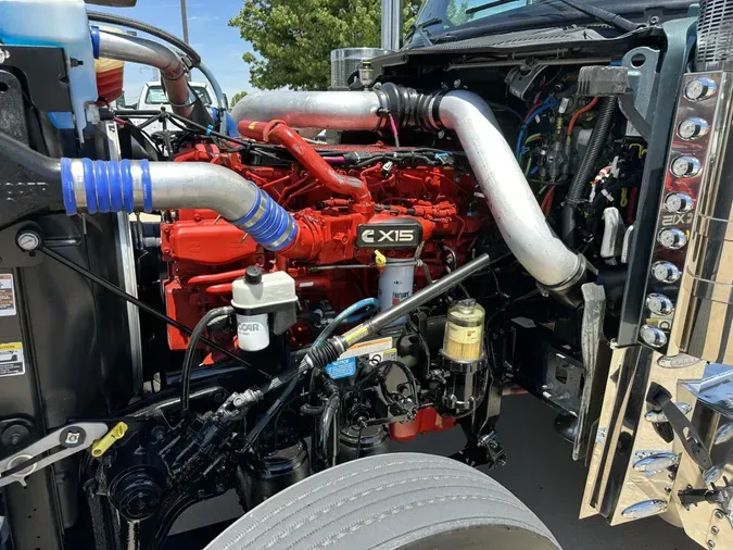 2025 Peterbilt 58906b7def1626fa2f1b5faddbb88e727ba