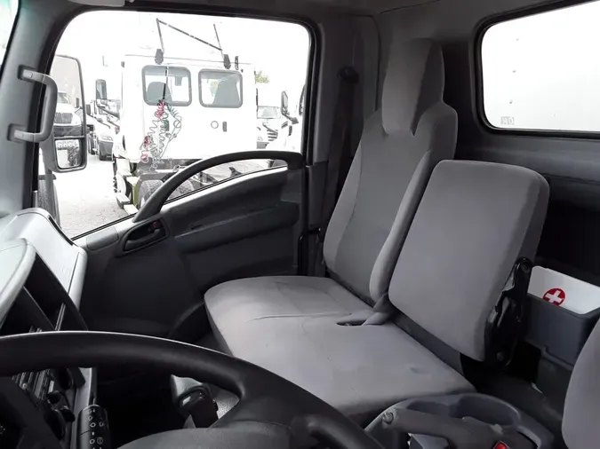 2019 ISUZU NPR HD06bcb6d01d8bcfae6d5145b2e7790736