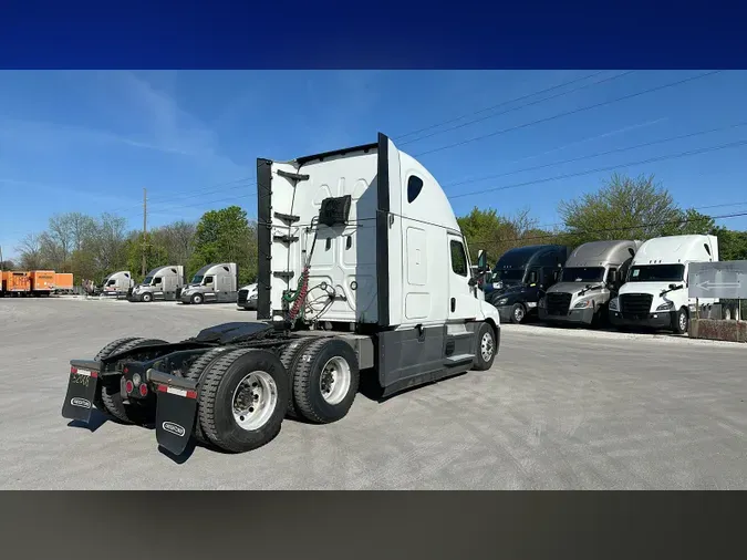 2021 Freightliner Cascadia