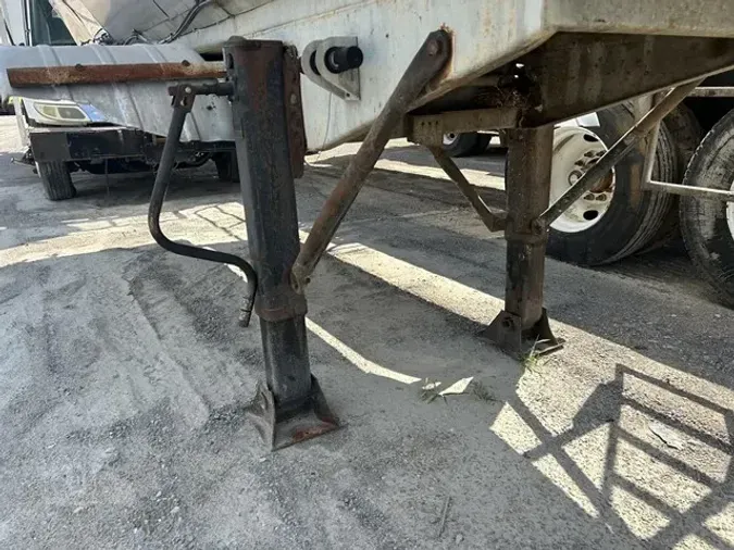1979 HEIL 6500 GALLON TANK