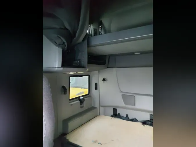 2020 NAVISTAR INTERNATIONAL LT625 SLPR CAB06bdf8ded163e2b436738805d7fcb8a8