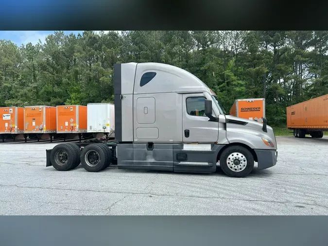 2021 Freightliner Cascadia
