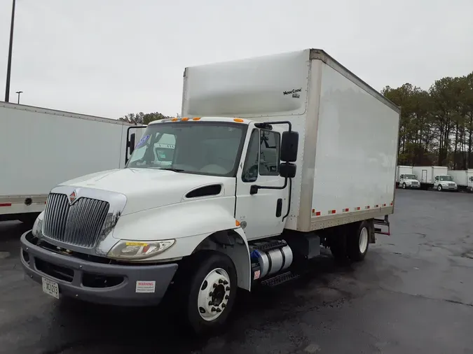 2019 NAVISTAR INTERNATIONAL 4300 LP