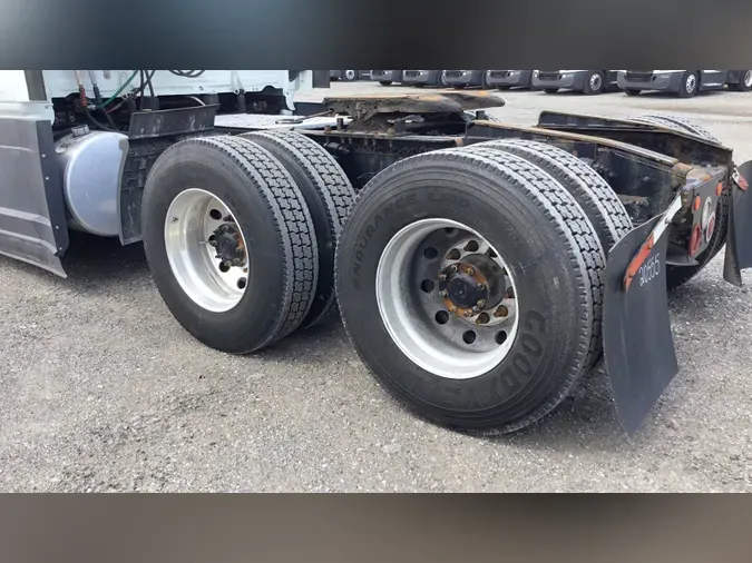 2021 Freightliner Cascadia 126