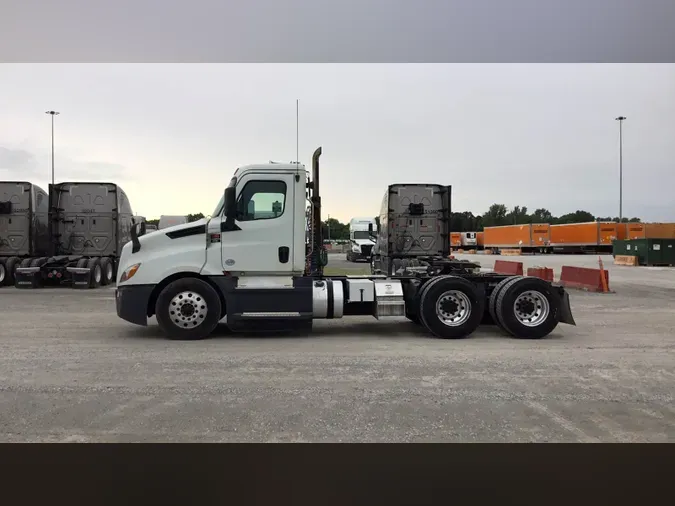 2019 Freightliner Cascadia 12606c7c80a50cf748e3f9df0e41a864ca5
