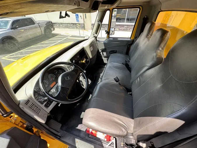 2019 International 4300
