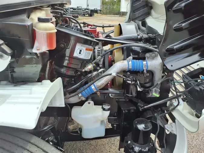 2019 FREIGHTLINER/MERCEDES M2 106