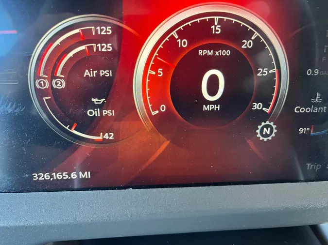 2023 Peterbilt 57906d0e6d9f99a8934e83db1af679e2cc6