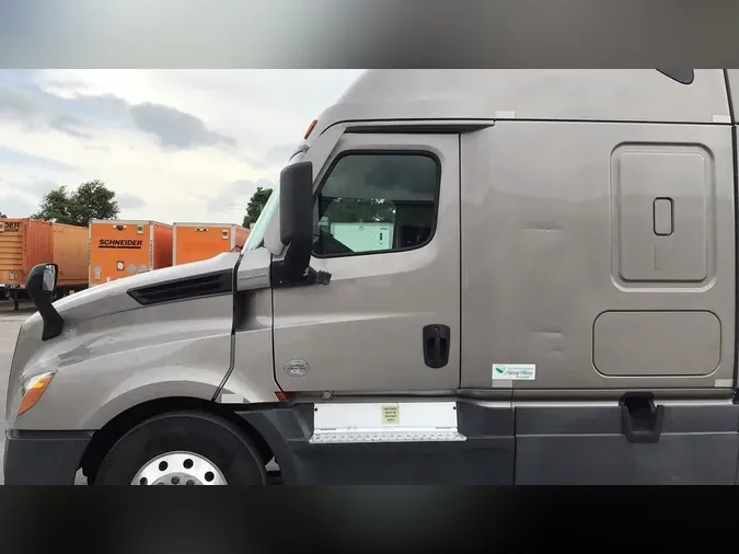2021 Freightliner Cascadia
