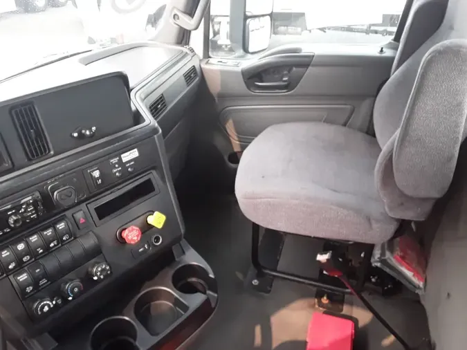 2020 NAVISTAR INTERNATIONAL LT625 DAYCAB T/A