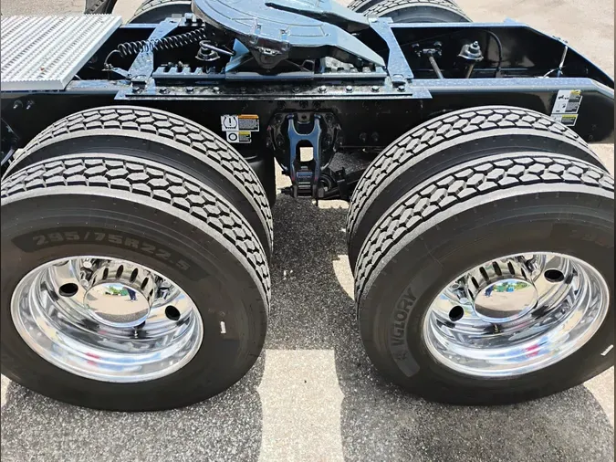 2023 Peterbilt 57906d833e6e8c9f0fbfca067a32870dbe2