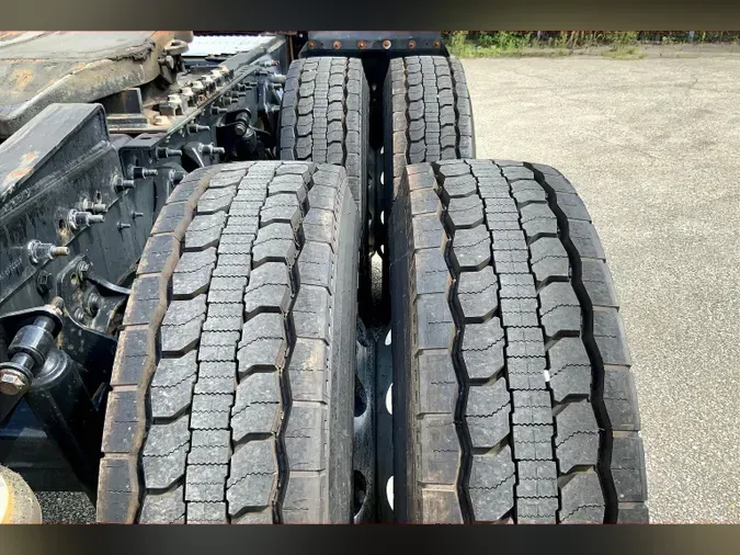 2022 INT LT625 6x4