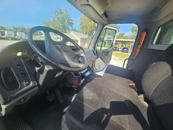 2018 NAVISTAR INTERNATIONAL LT625 DAYCAB T/A