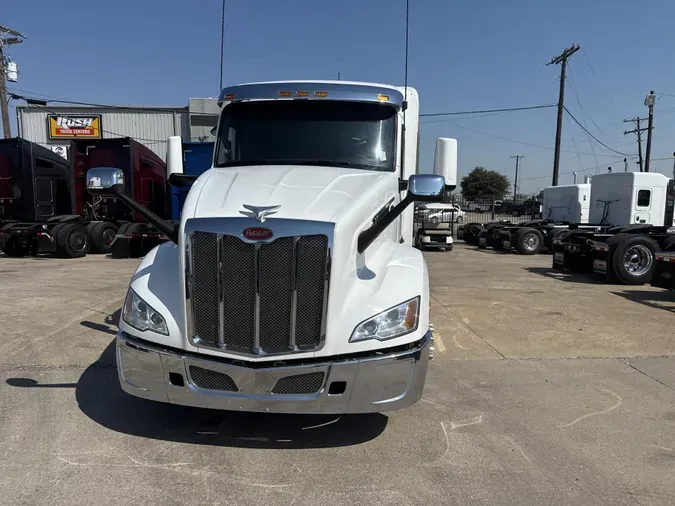 2023 Peterbilt 579