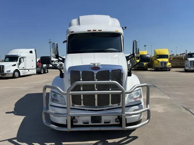 2021 Peterbilt 579