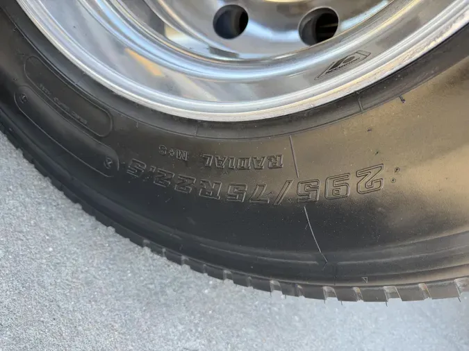 2021 International LT625