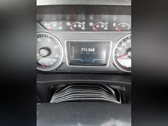 2020 NAVISTAR INTERNATIONAL LT625 DAYCAB T/A