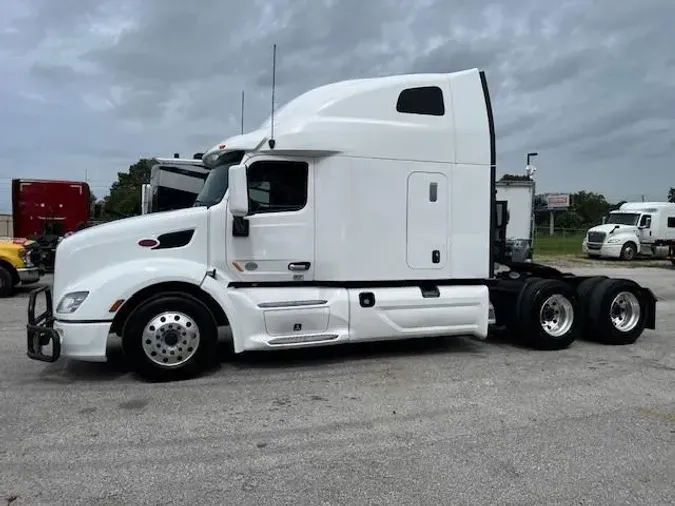 2022 Peterbilt 579