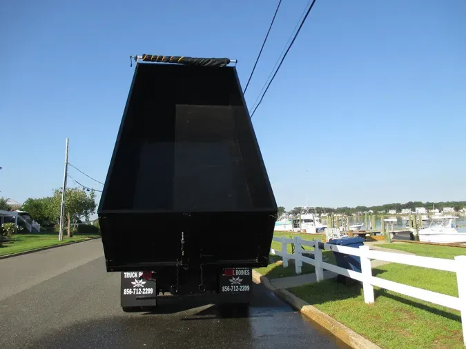 2018 HINO 338
